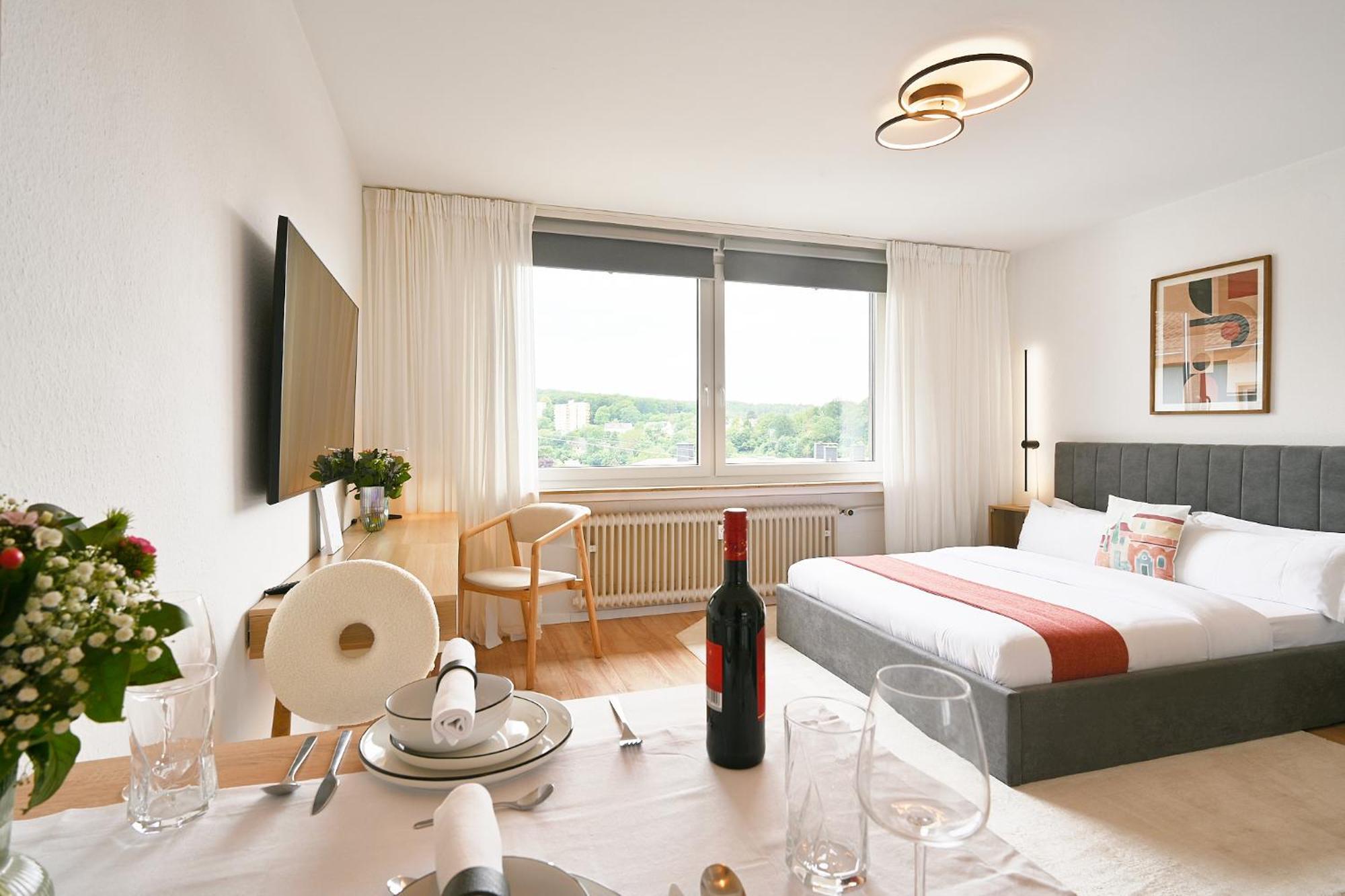 Beautiful And Stylish 1-Bedroom With Kitchen And King Size Bed Wuppertal Exterior photo